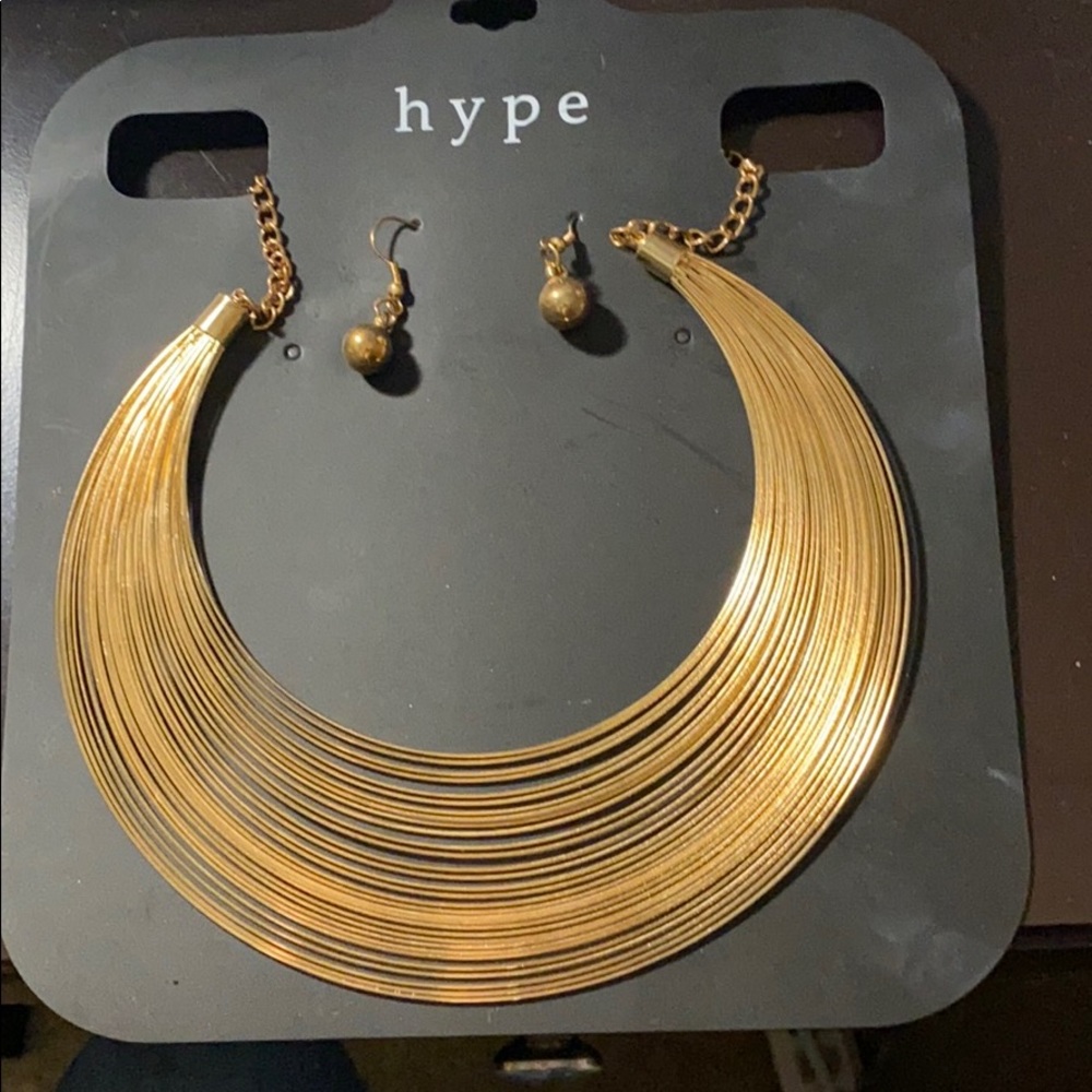 Gold Necklace with Earrings
